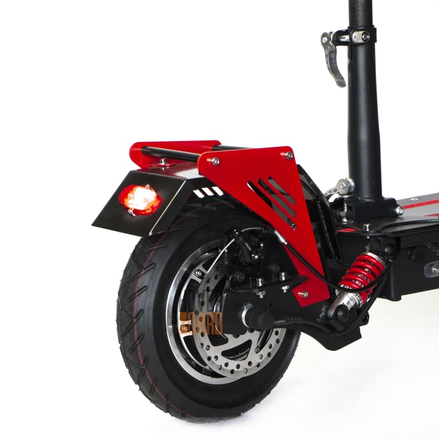 Тесла 16000 заднее колесо фото